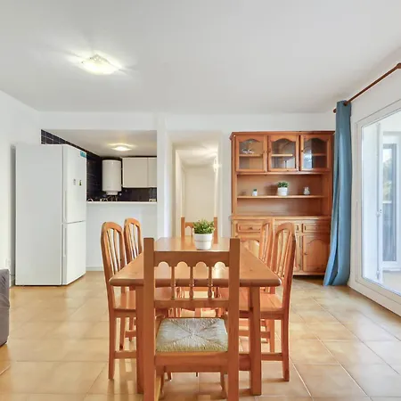 Platja De Roses-7 By Interhome Daire